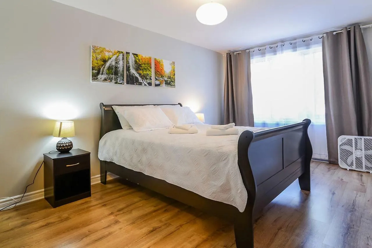 2314 Rue Duff Court Apartman Montréal